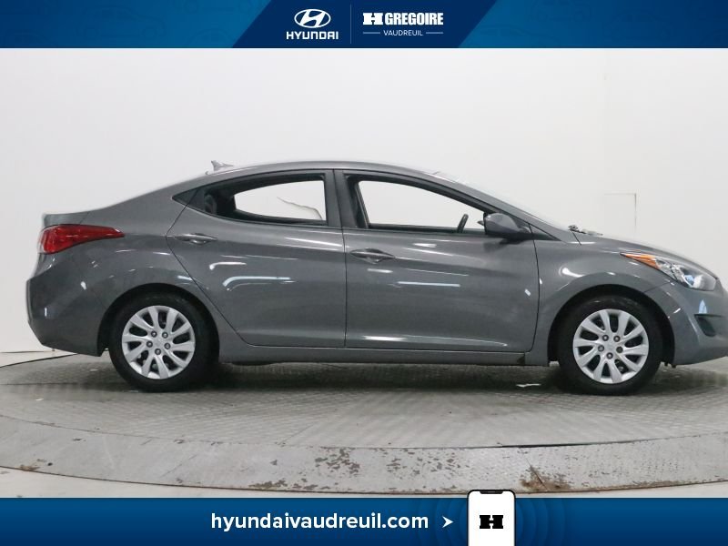 Hyundai Elantra YS42 | Berline 4 portes, boîte automatique, GL 2013 Gris Laval - photo #12