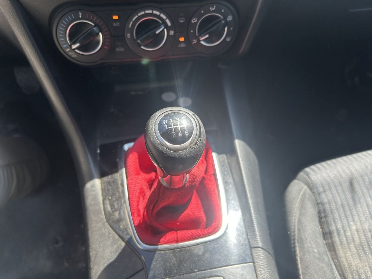 2016 Mazda Mazda3 Berline 4 portes, boîte manuelle, GS Red Châteauguay - photo #19