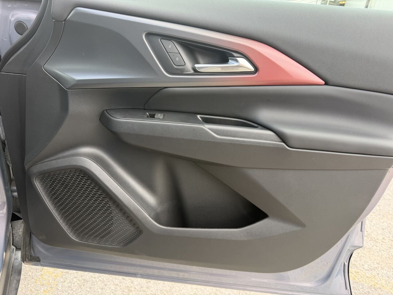 2024 Chevrolet Equinox EV 2RS Grey Laval - photo #22