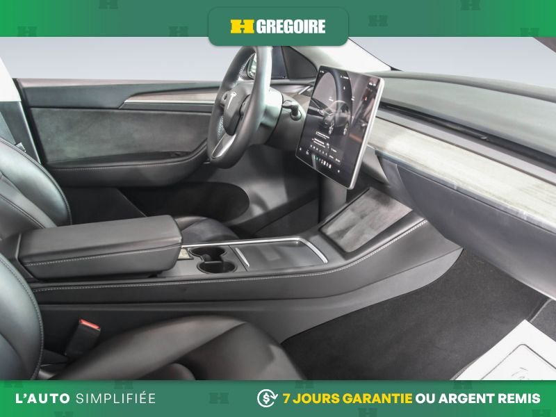 2024 Tesla Model Y Grey Laval - photo #29
