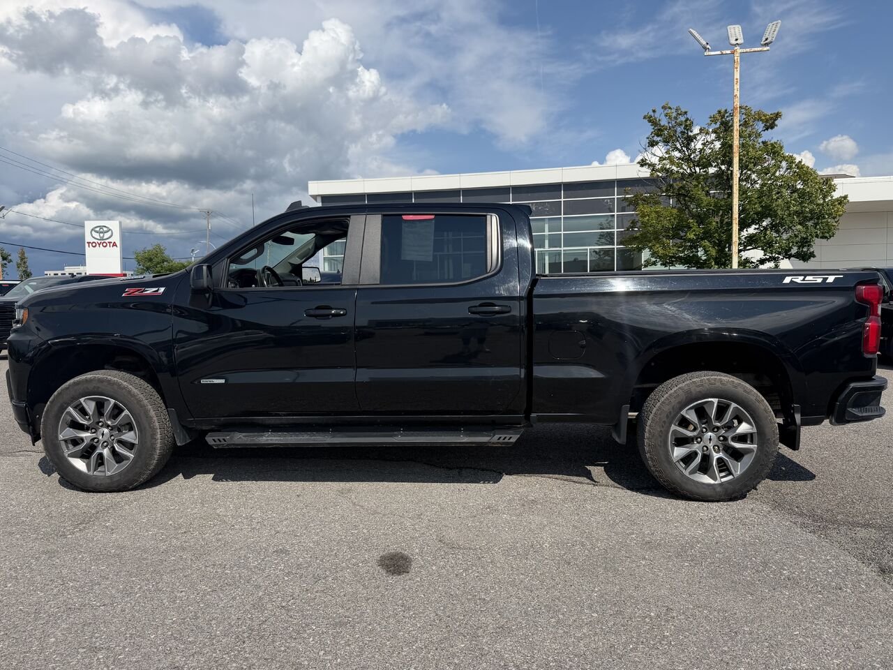 CHEVROLET SILVERADO 1500 RST RST cabine multiplace 4RM 157 po 2021 Noir Gatineau - photo #12