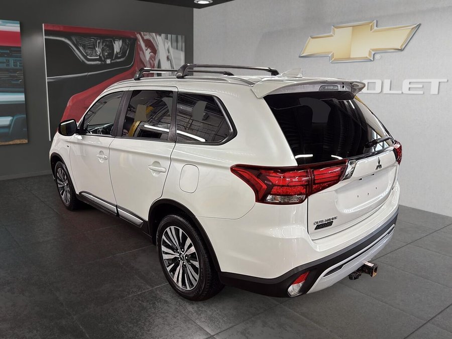 2020 MITSUBISHI OUTLANDER 2020 White