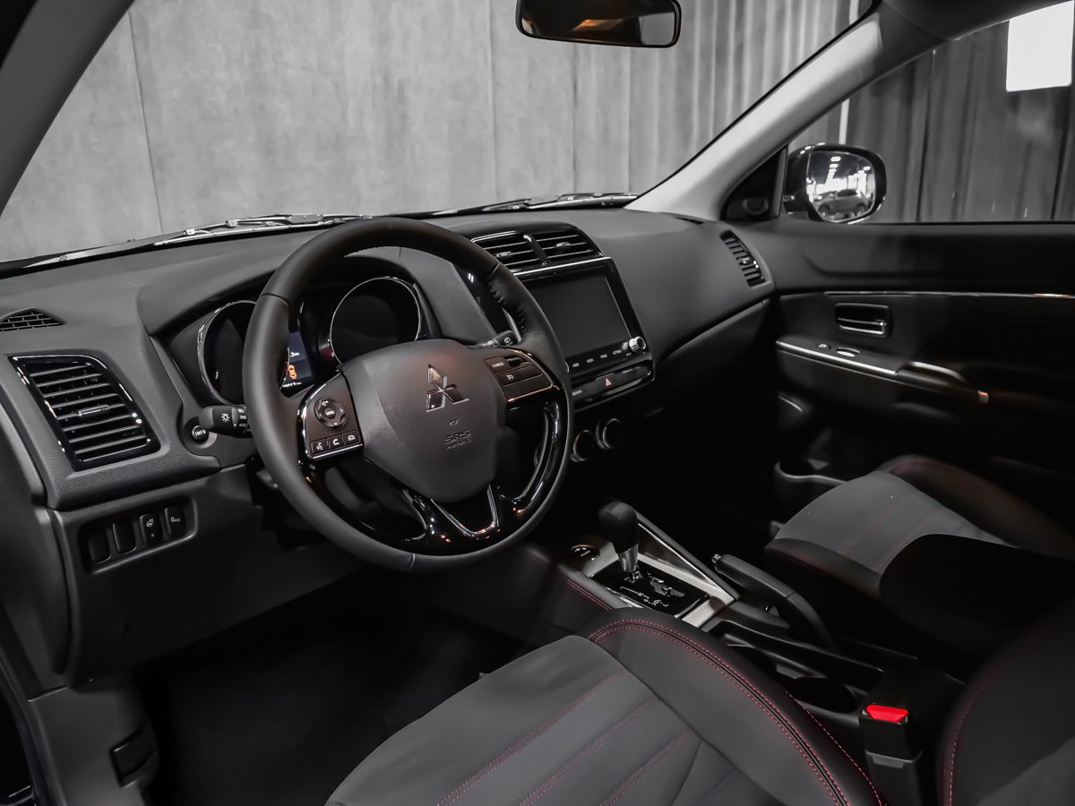 Mitsubishi RVR SEL 2026 Noir Labrador Montréal - photo #6