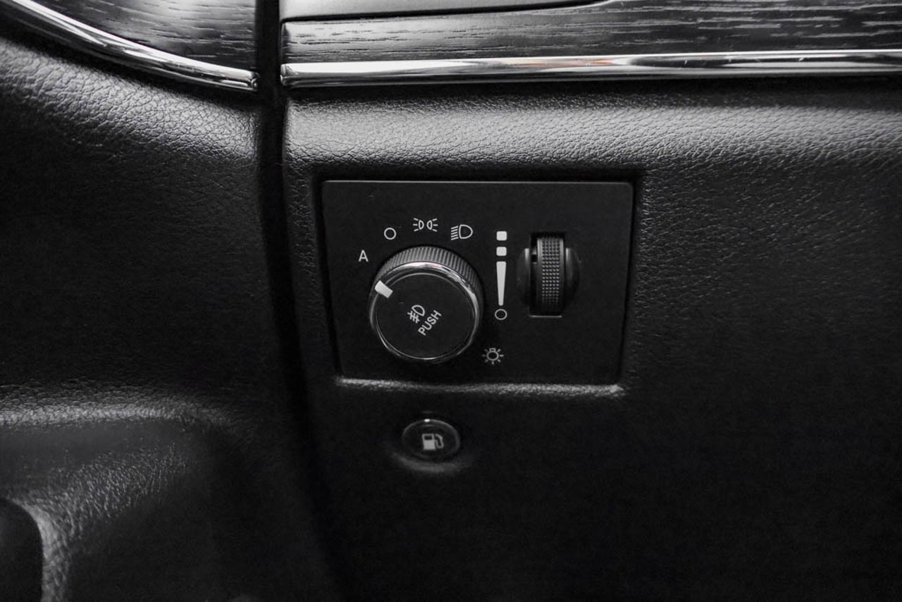 2017 Jeep Grand Cherokee 4WD 4dr Summit Black Sherwood Park - photo #18