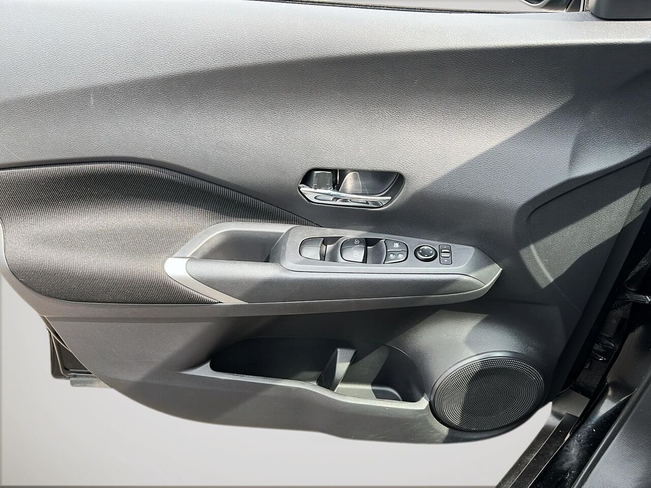 Nissan Kicks SV TA 2024 Noir Québec - photo #10