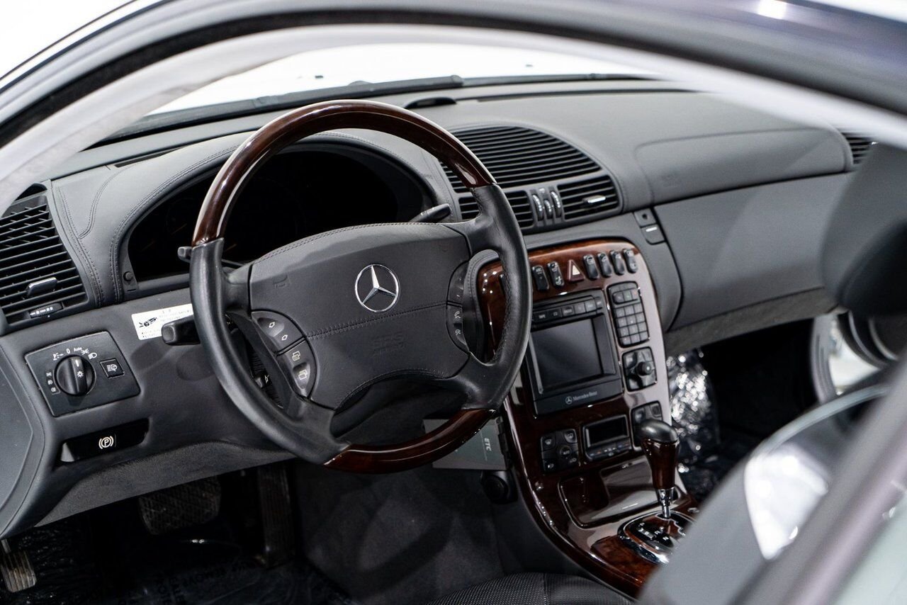 2001 Mercedes-Benz CL600 V12 over $120,000 original MSRP White Montreal - photo #57