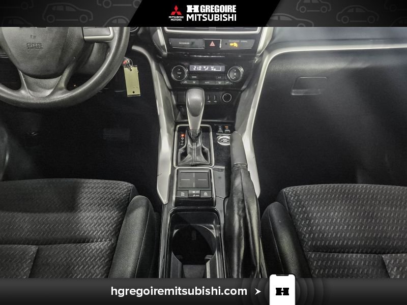 2019 Mitsubishi Eclipse Cross Blue Laval - photo #24
