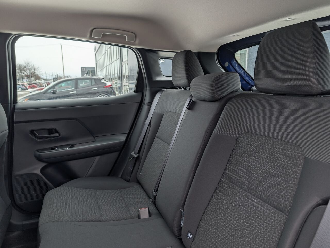 Nissan Kicks KICKS S 2026 Bleu foncé nacré Châteauguay - photo #10