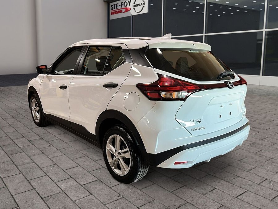 2024 Nissan Kicks S 2024 White