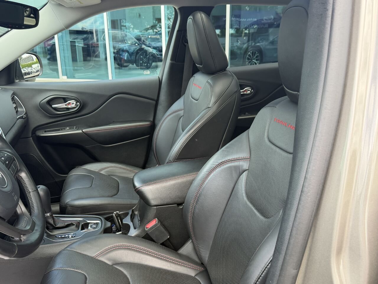 2021 Jeep Cherokee Beige Ste-Marie - photo #13