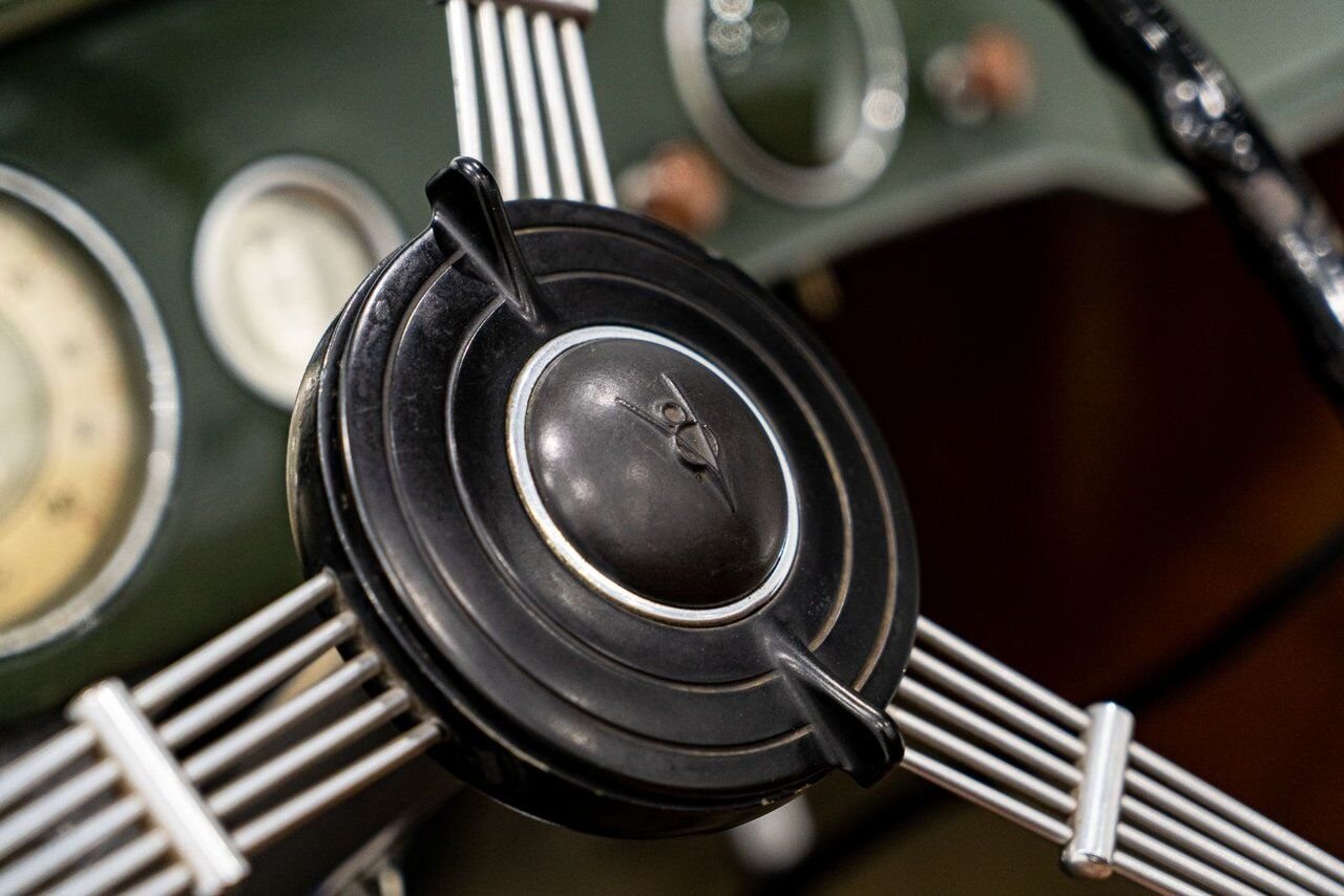 1936 Ford Model 48 Phaeton PRIX EN USD | Beautifully presented in original condition Green Montreal - photo #84