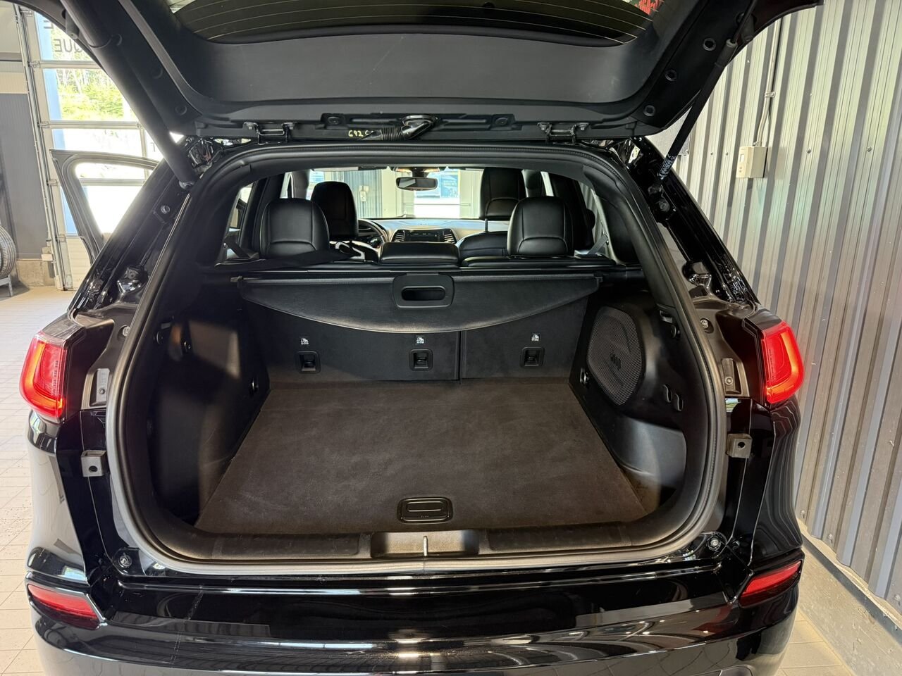 Jeep Cherokee High Altitude 4x4 2019 Noir Rouyn-Noranda - photo #10