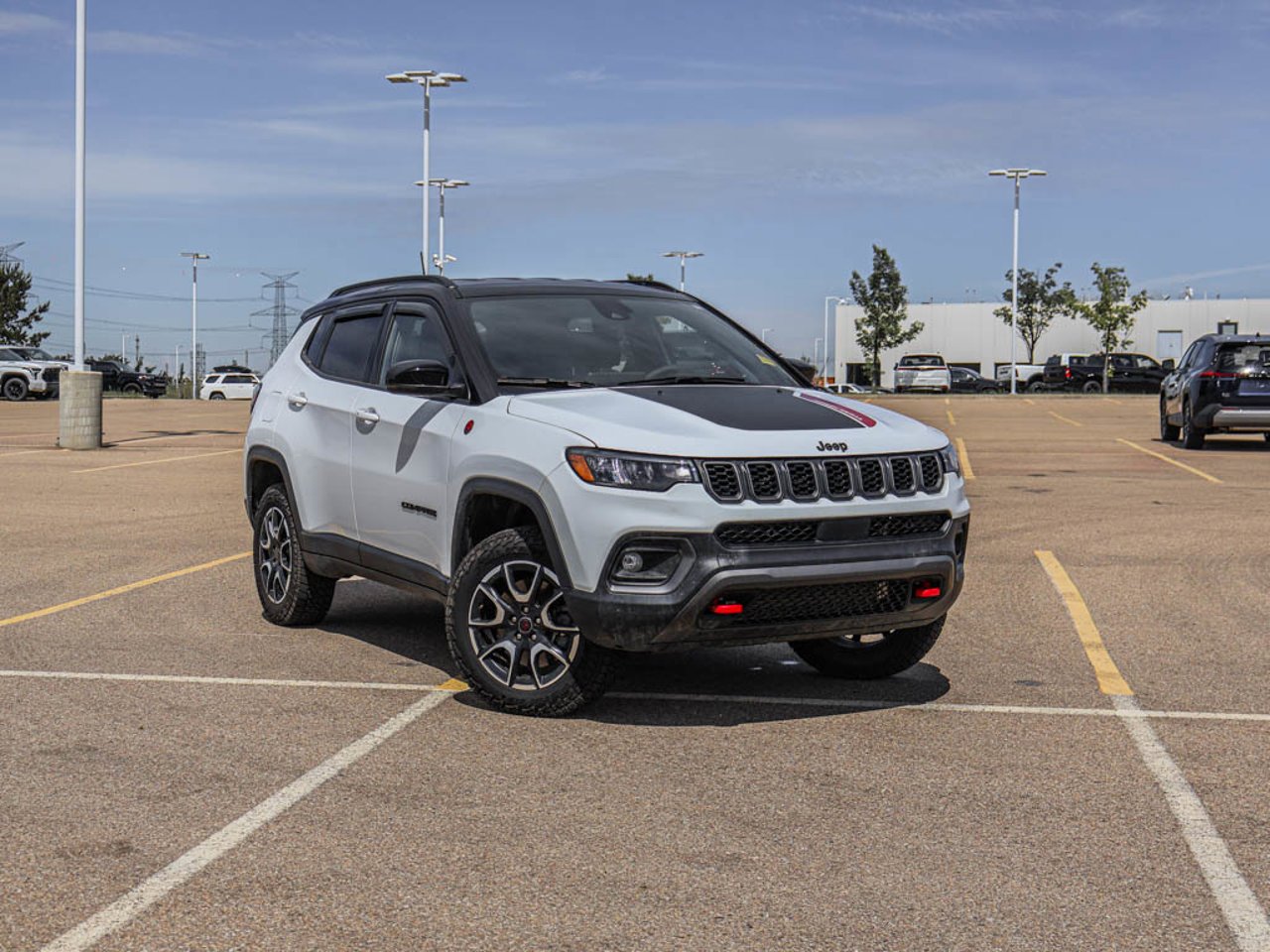 2025 Jeep Compass Trailhawk 4x4 White Sherwood Park - photo #1