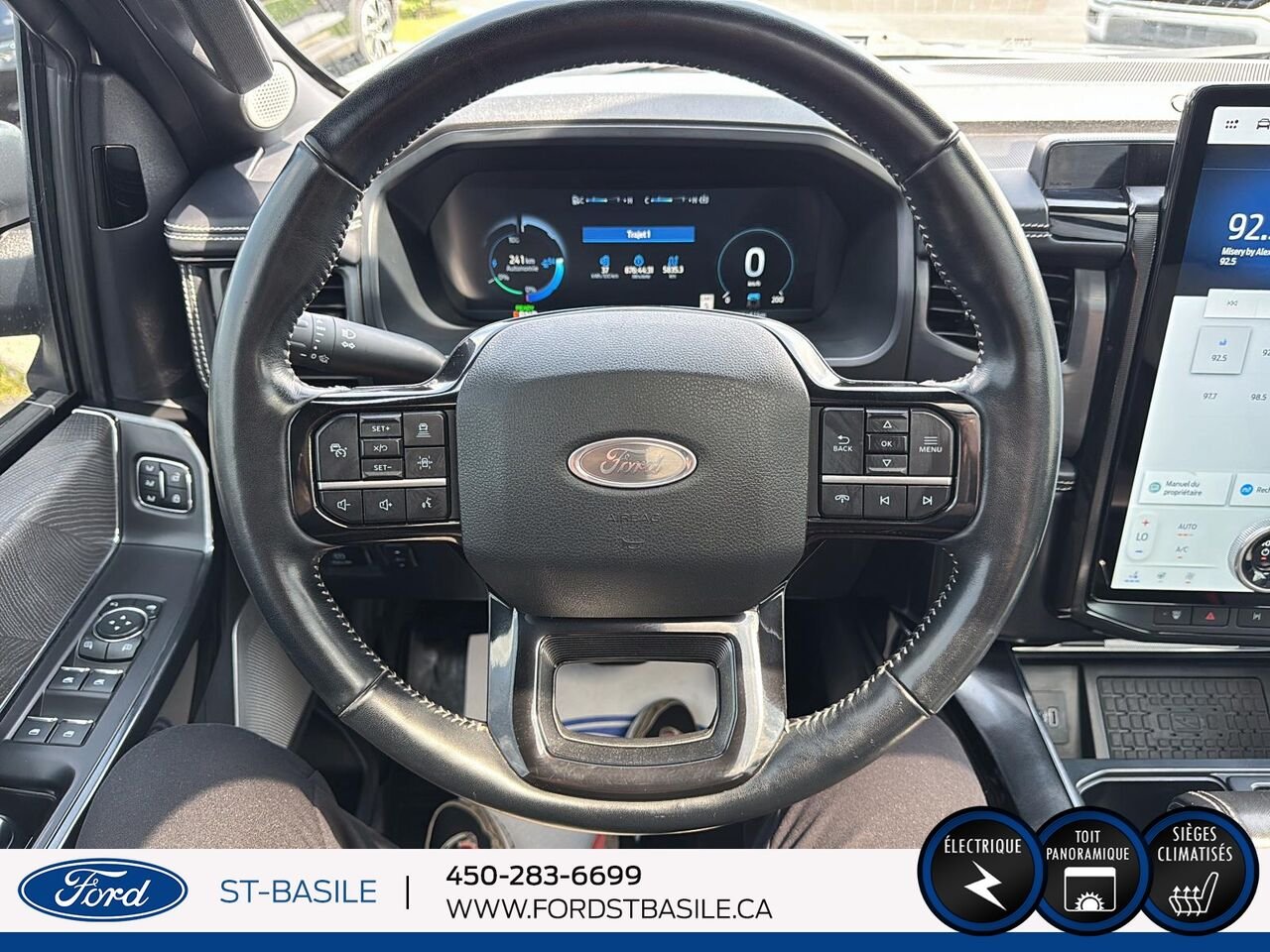 2023 Ford F-150 Lightning Silver Saint-Basile-le-Grand - photo #20