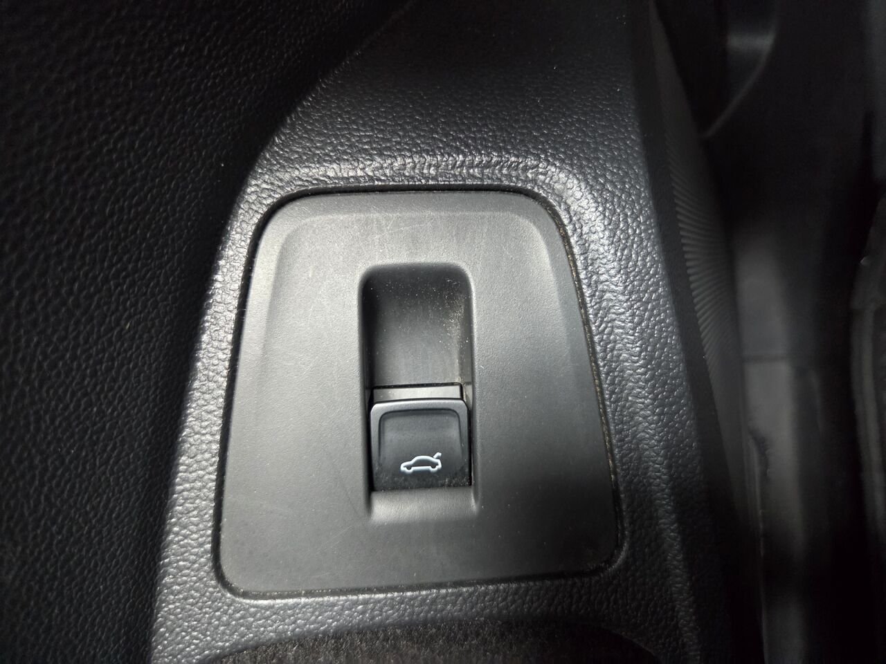 2019 VOLKSWAGEN TIGUAN Black Amos - photo #17