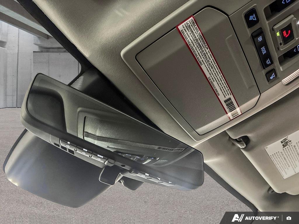 2021 Toyota Highlander 2601587A | Limited Edmonton - photo #20