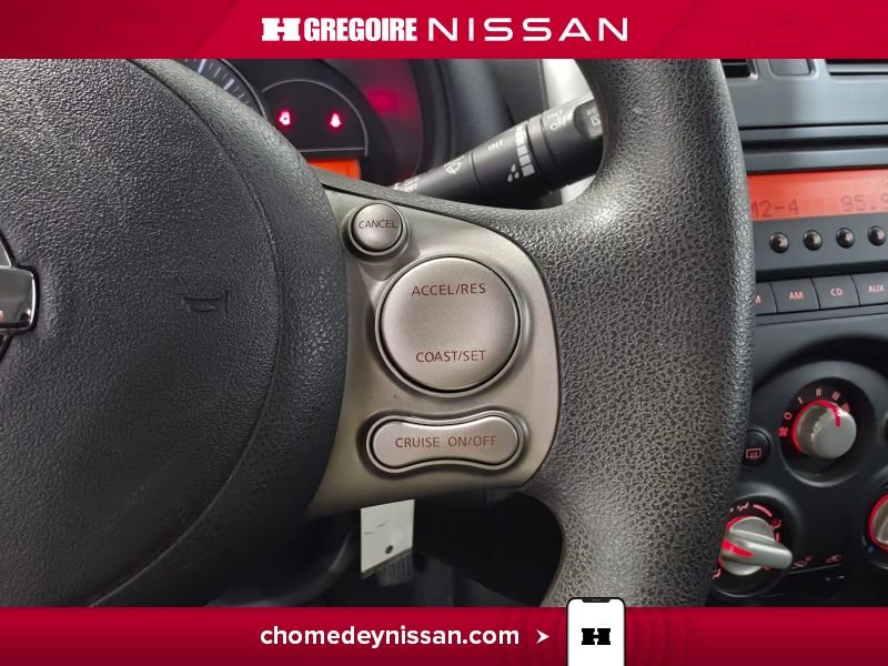 Nissan MICRA 2016 Bleu Blainville - photo #15