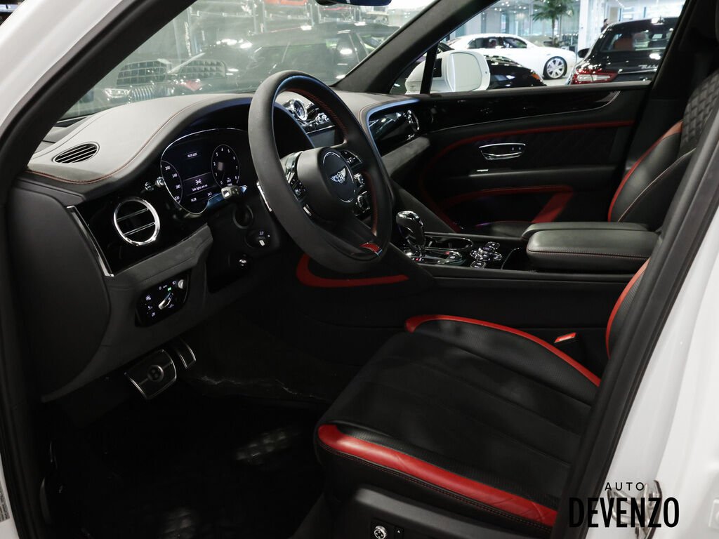 Bentley Bentayga 2021 Blanc Saint-Eustache - photo #14