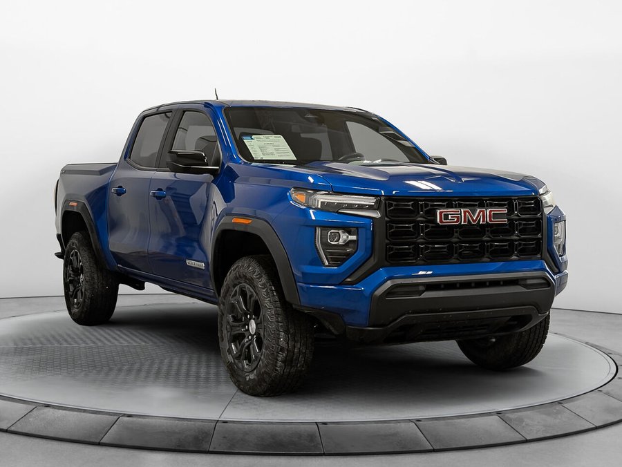 GMC Canyon 4WD Crew Cab Elevation Bas Kilométrage 2024 Bleu