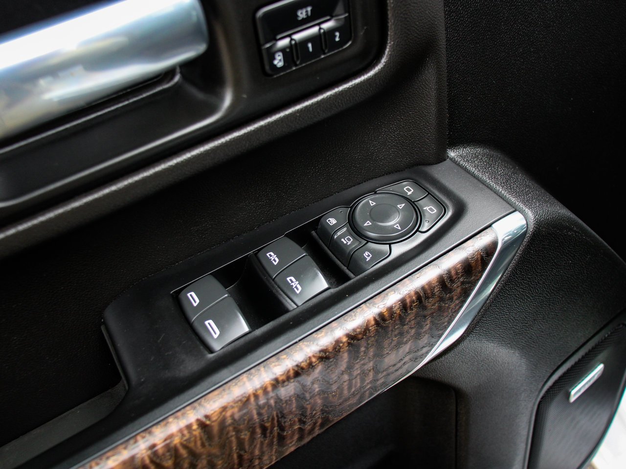 2023 GMC Sierra 2500HD 4WD Crew Cab 159 Denali White Sherwood Park - photo #16