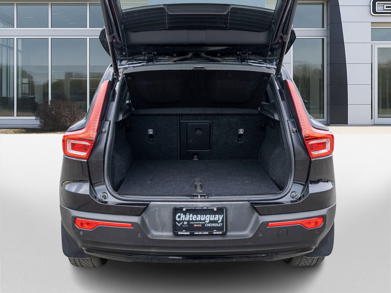 2022 Volvo Recharge XC40 tout électrique P8 Plus TIe Black Châteauguay - photo #30