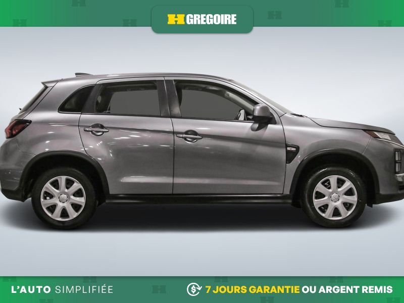 2023 Mitsubishi RVR Grey Saint-Eustache - photo #10