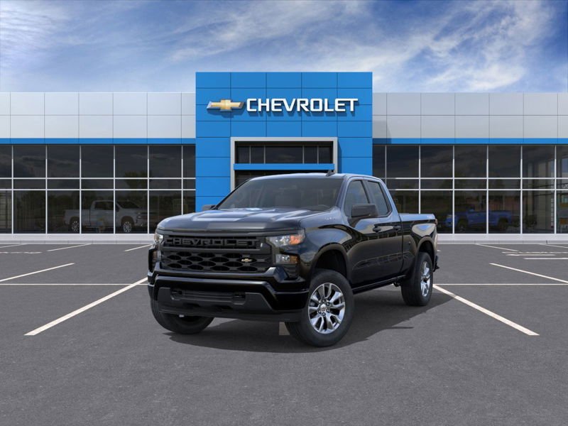 CHEVROLET Silverado 1500 K1500 SILVERADO DOUBLE CAB CUSTOM STD/BOX (1CX) 2026 NOIR Rivière-du-Loup - photo #0