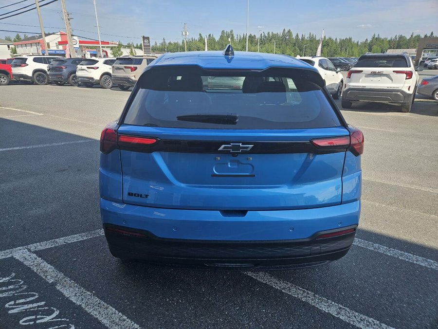 2027 Chevrolet Bolt 2027 Marina Blue Metallic