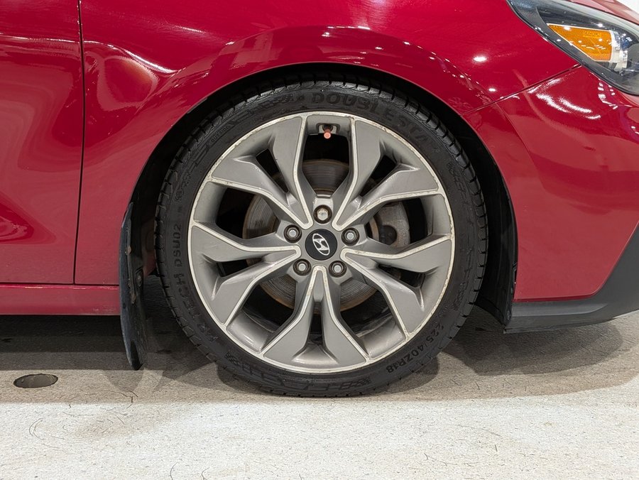 2019 Hyundai Elantra GT Red
