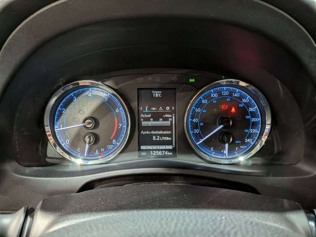 2017 Toyota Corolla 4dr Sdn CVT CE White Val-David - photo #16