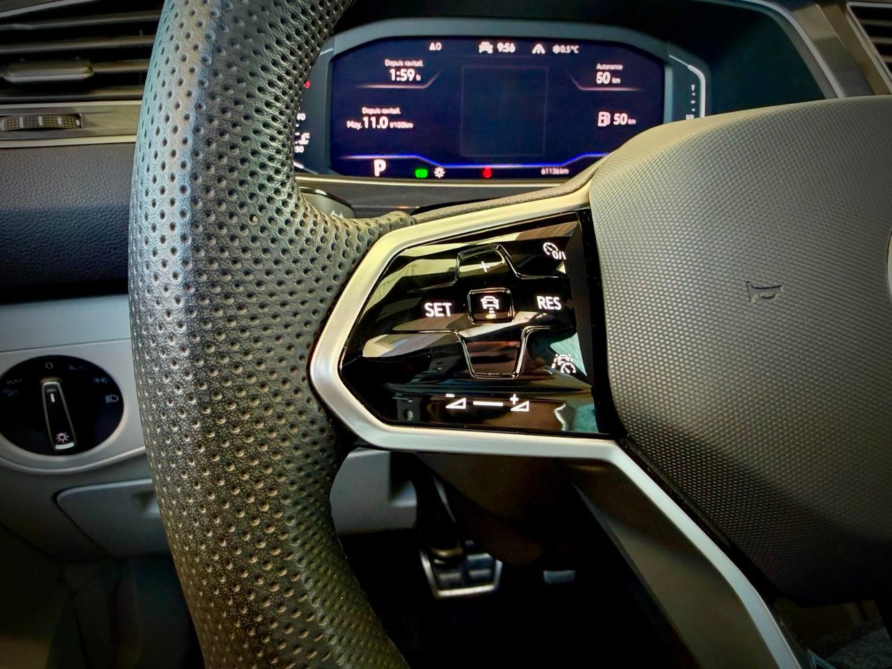 2024 Volkswagen Tiguan Blue Notre-Dame-des-Prairies - photo #30