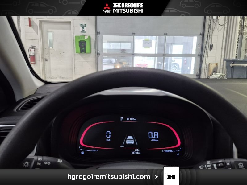 2023 Hyundai Venue Black Blainville - photo #20