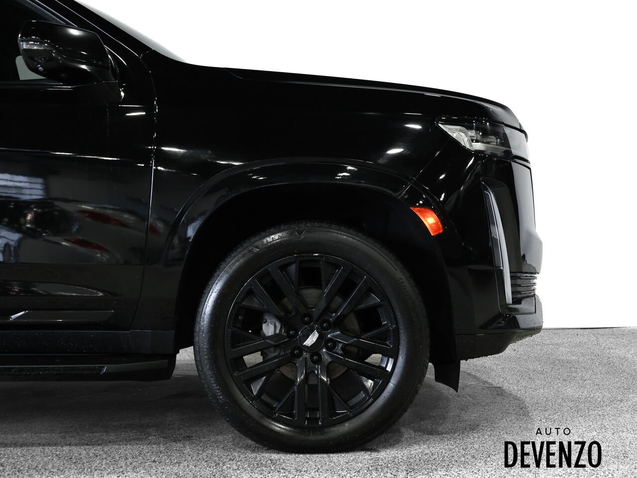 2022 Cadillac Escalade Black Saint-Eustache - photo #4