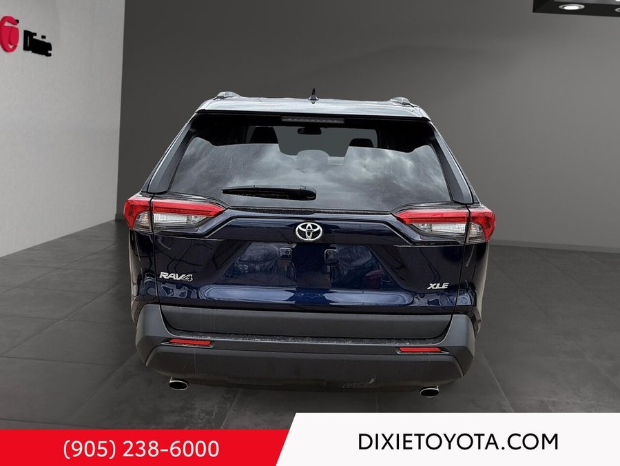 2021 Toyota RAV4 2021 Blue