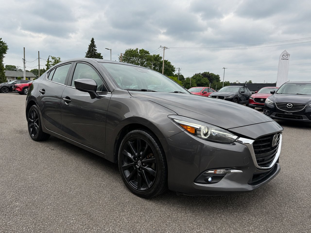 MAZDA 3 GT 2018 Gris Châteauguay - photo #3