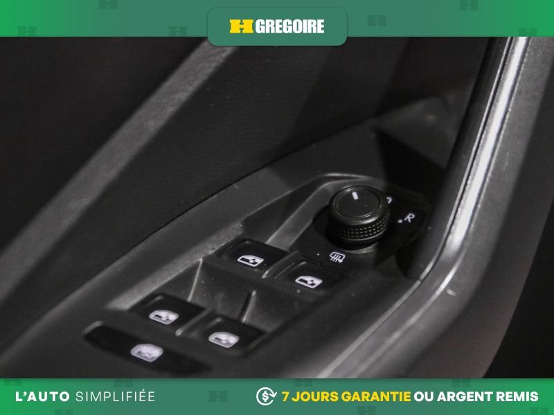 Volkswagen Jetta 821301 | Comfortline AUTO A/C GR ELECT MAGS CAM RECUL BLUET 2019 Rouge Laval - photo #15