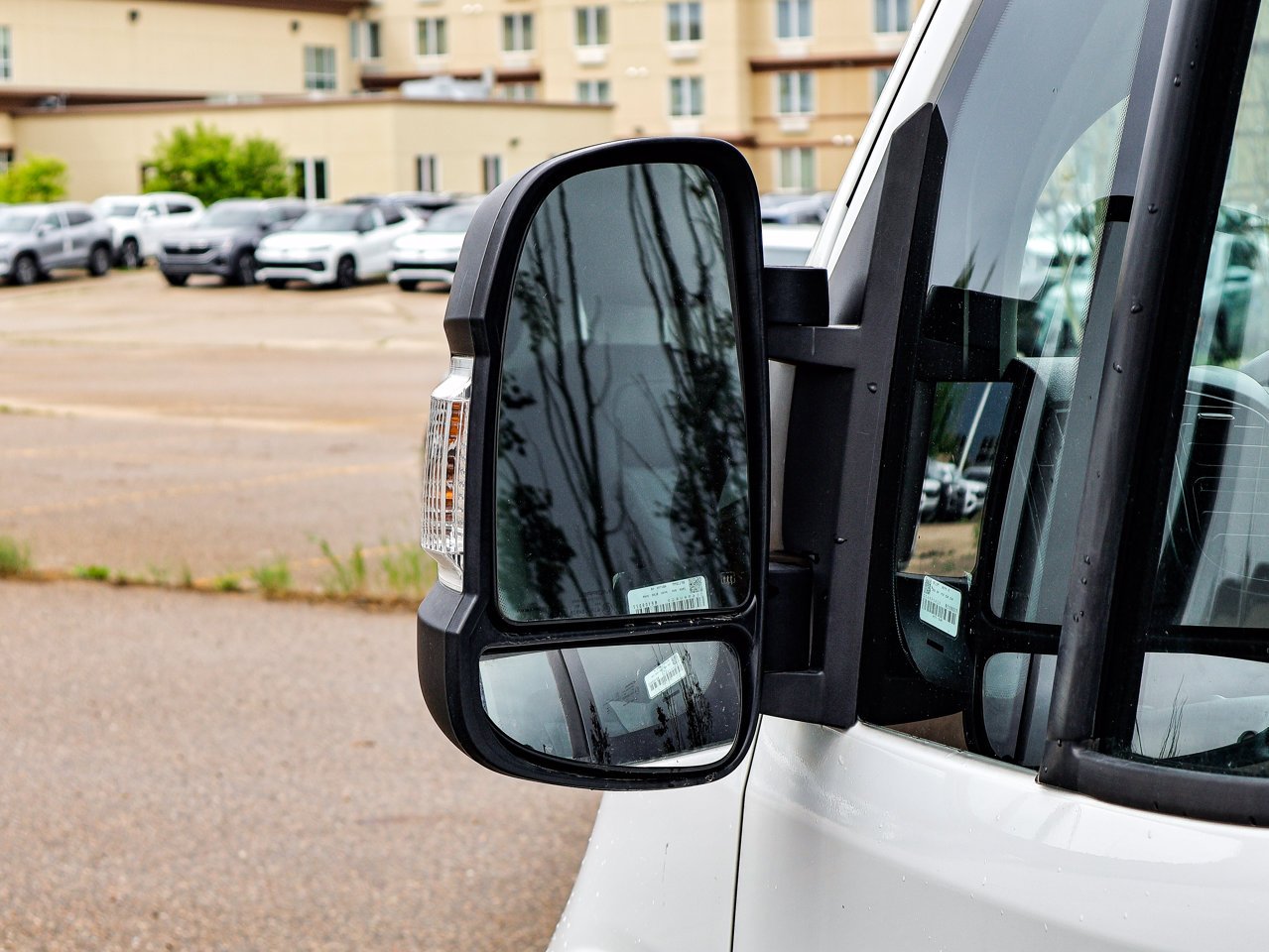2024 Ram ProMaster Cargo Van Tradesman 3500 Super High Roof 159 WB w/Pass White Sherwood Park - photo #6
