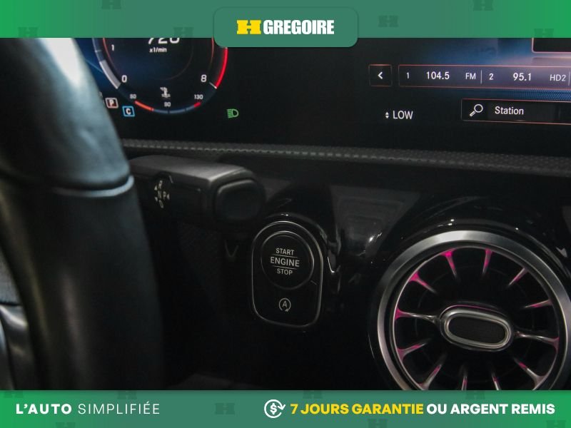 2021 Mercedes Benz CLA Black Blainville - photo #16
