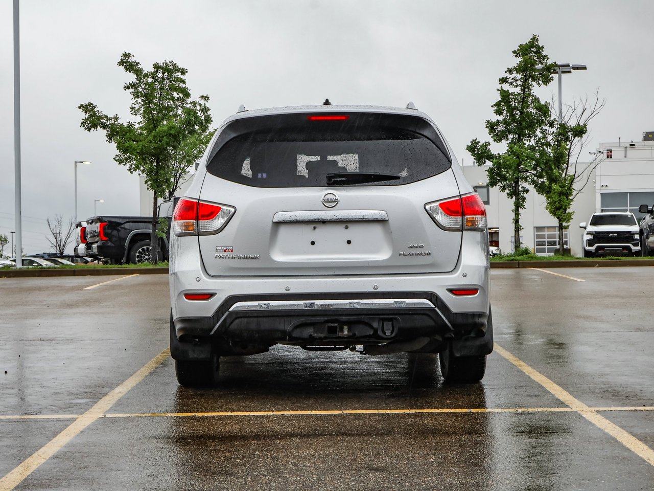 2015 Nissan Pathfinder 4WD 4dr Platinum Grey Sherwood Park - photo #6