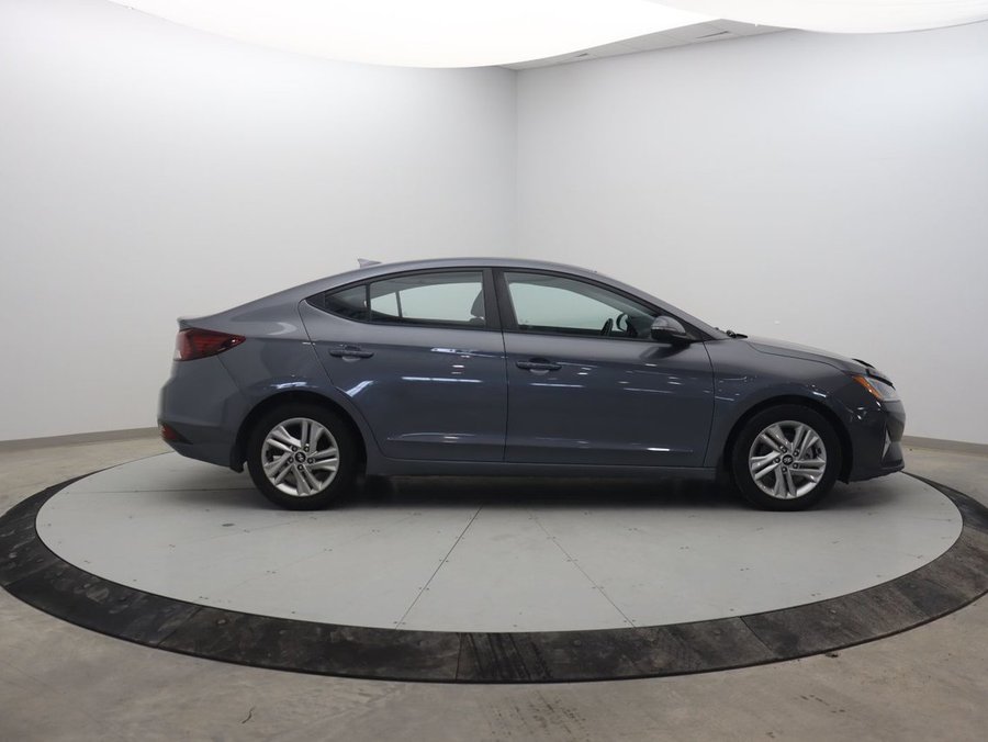 Hyundai Elantra 2020 2020 Gris