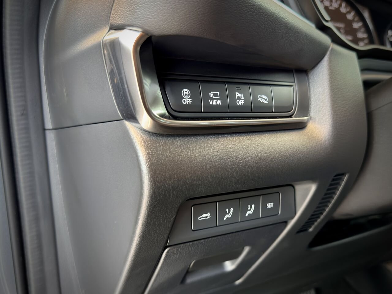 2023 Mazda CX-30 Silver Notre-Dame-des-Prairies - photo #24
