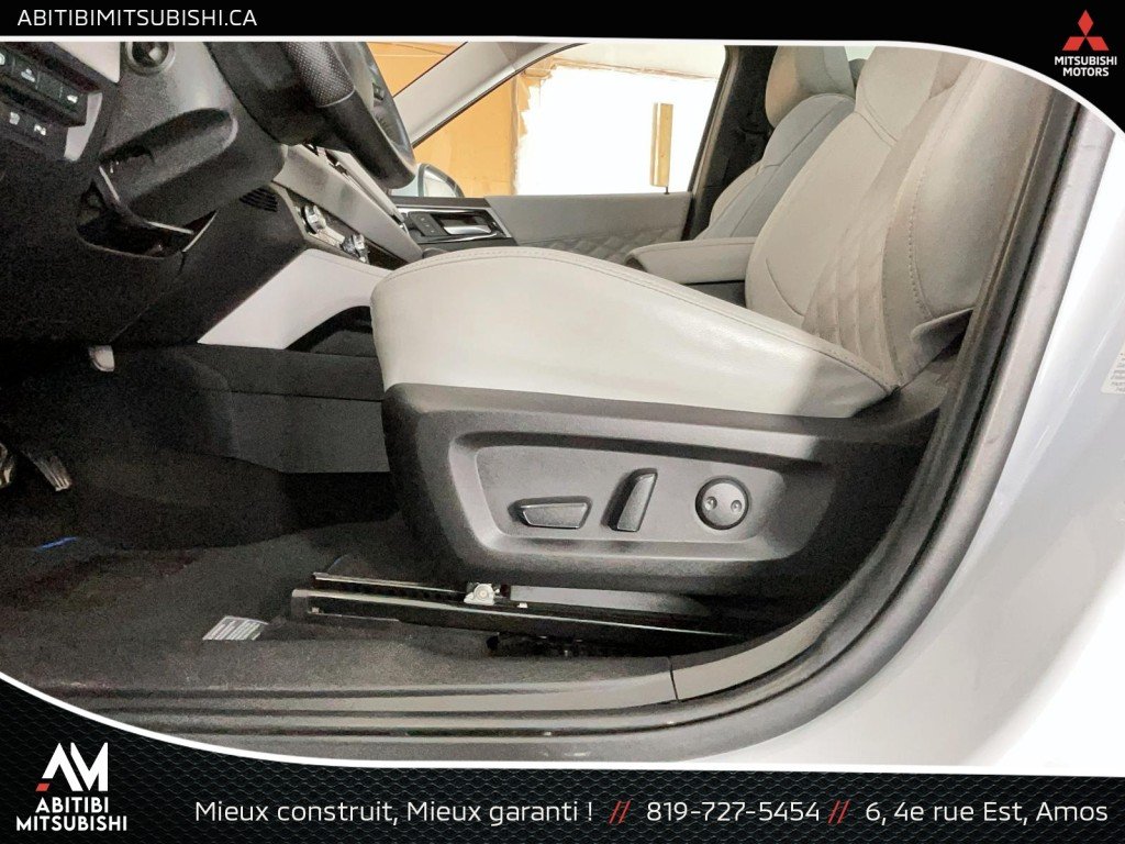 Mitsubishi Outlander PHEV 2023 Blanc Amos - photo #11