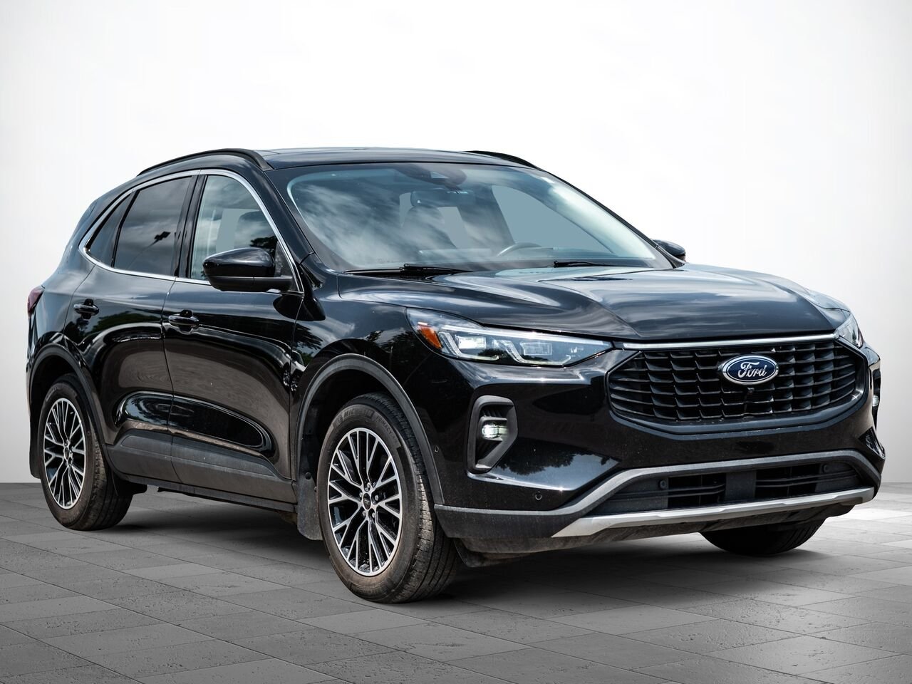 2023 Ford Escape Black Sainte-Julienne - photo #1