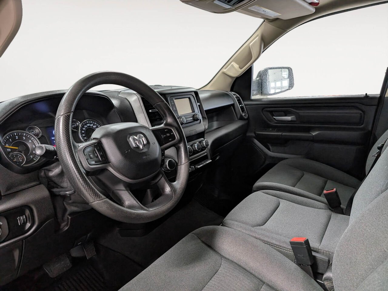 Ram 1500 Tradesman/AC/BLUETOOTH/CAMERA DE RECUL/PHARES AUTOMATIQUES 2020 Gris Sherbrooke - photo #8