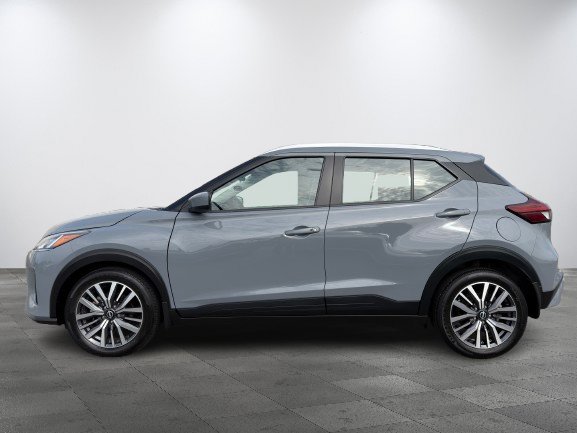 2024 Nissan Kicks Grey Thetford Mines - photo #5