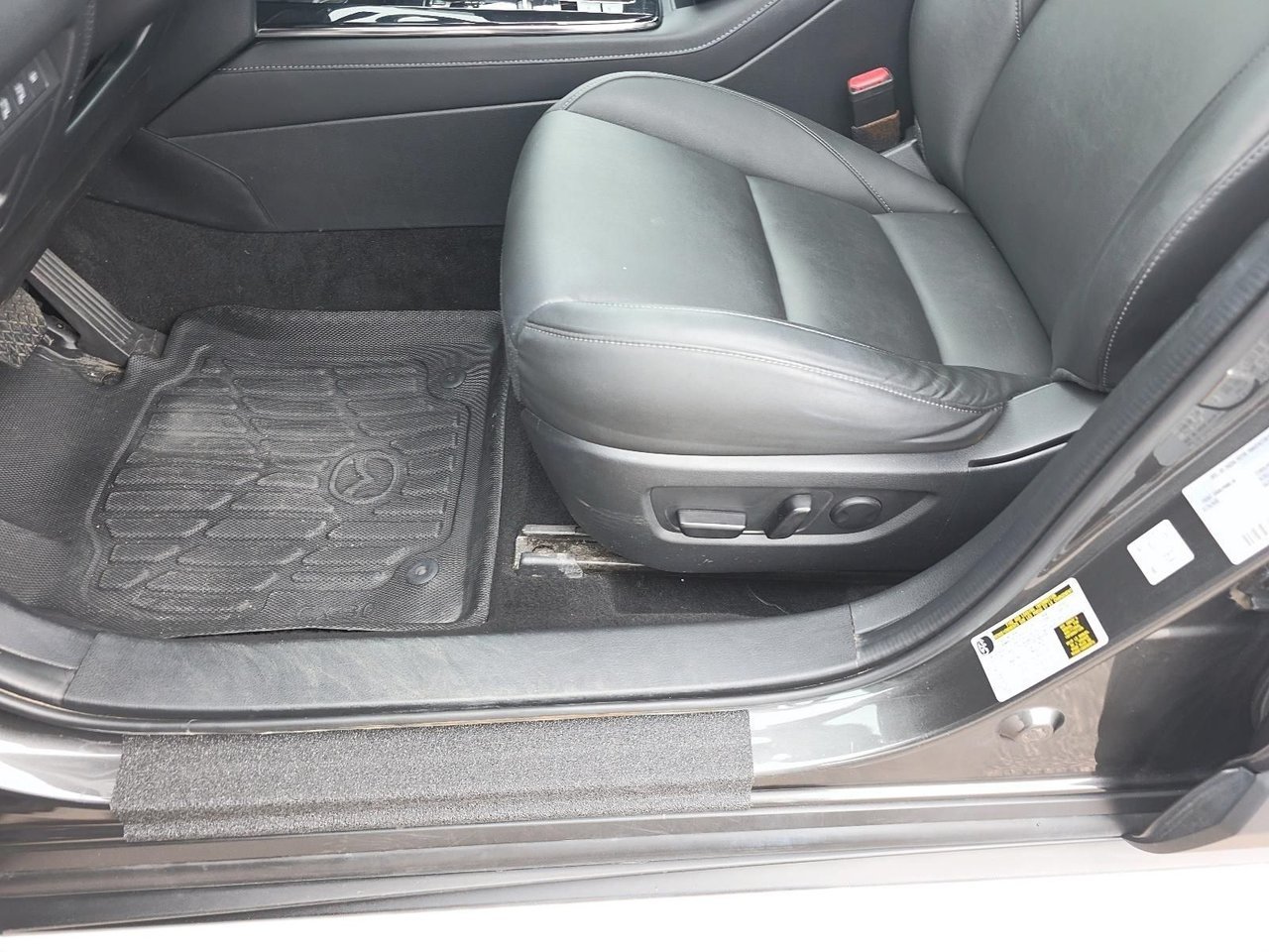 2023 Mazda CX-30 Grey Baie-Comeau - photo #9