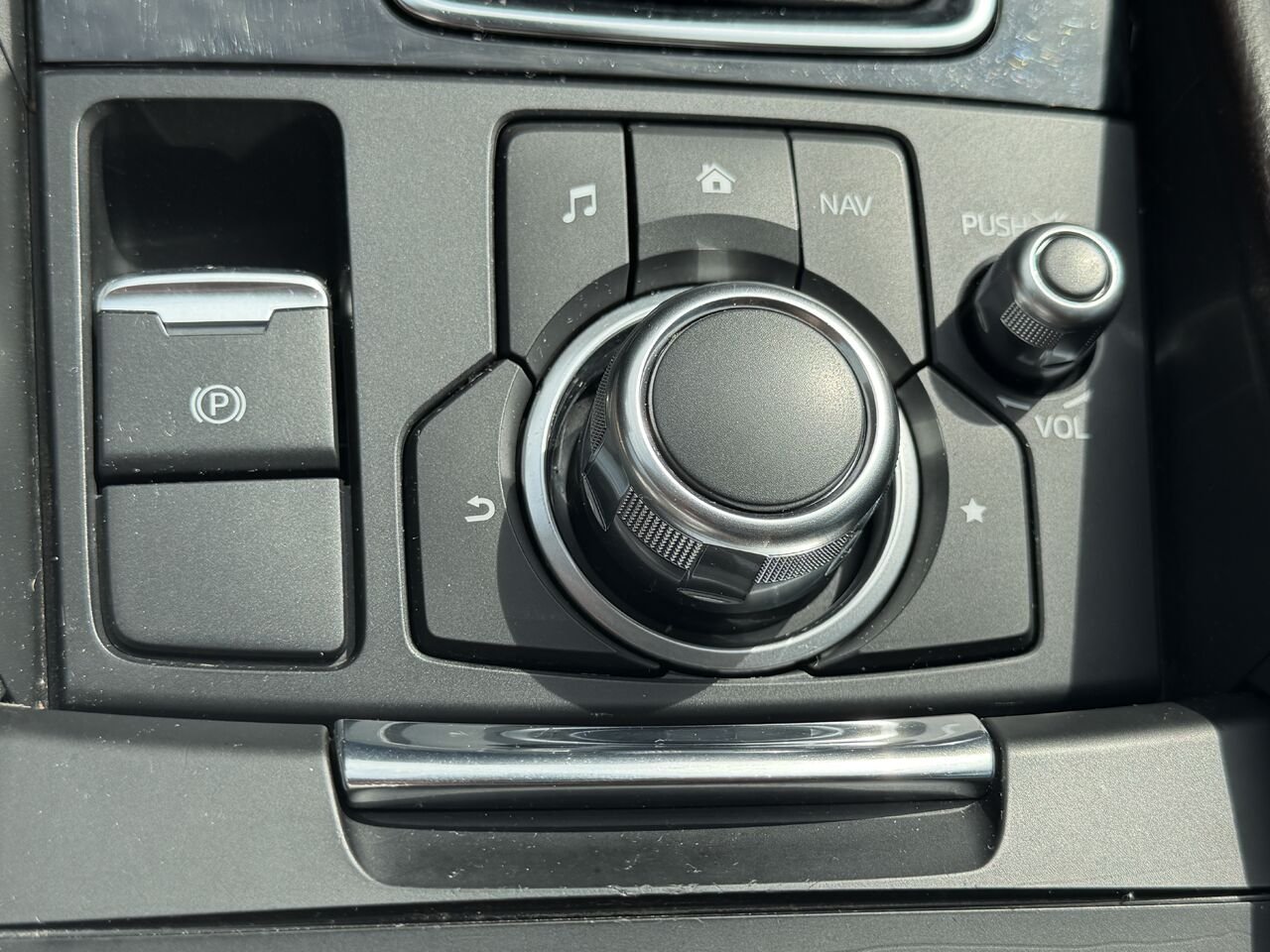 Mazda Mazda3 2017 Bleu Ste-Marie - photo #18