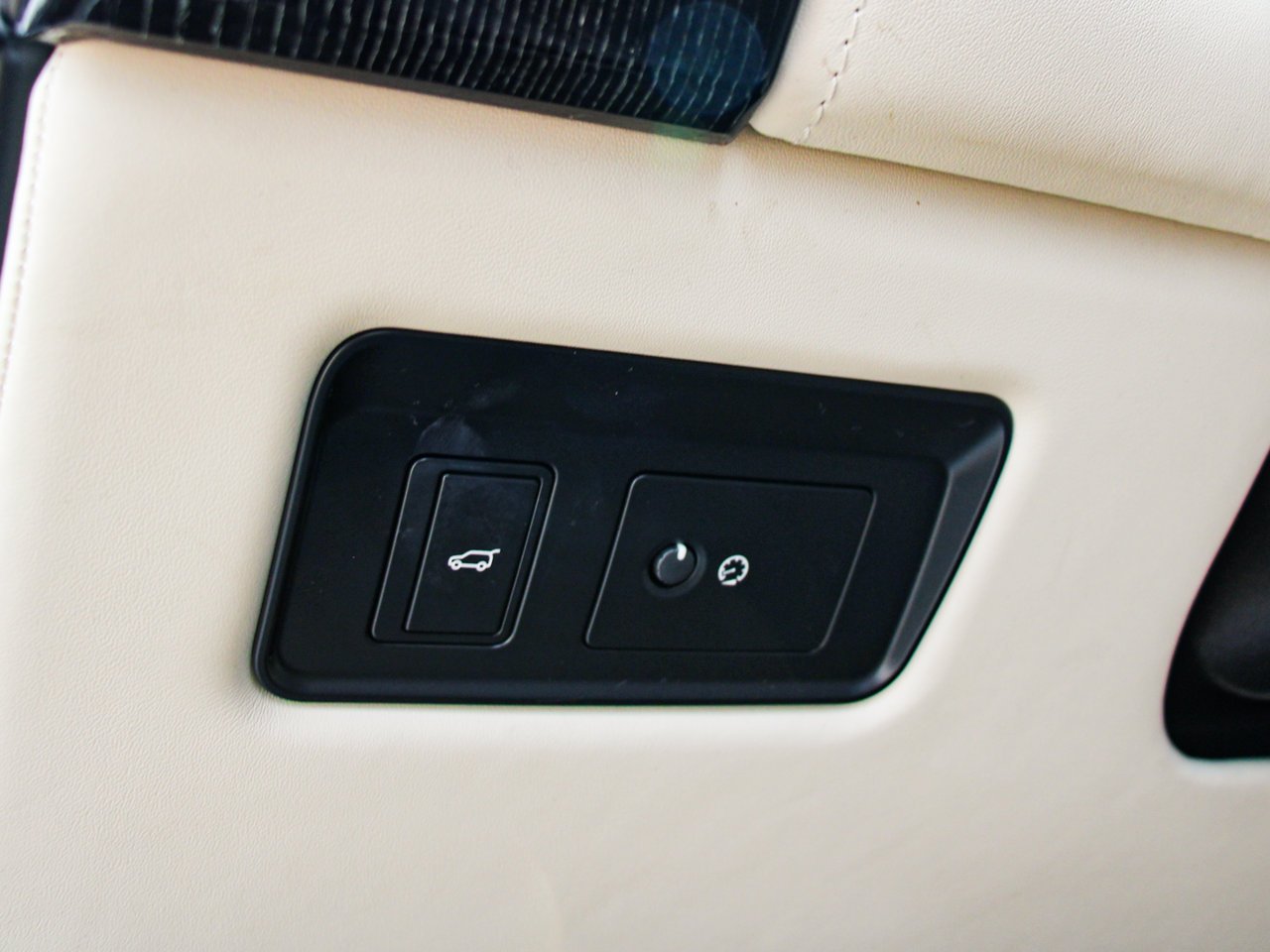 2022 Land Rover Range Rover P525 Autobiography SWB White Sherwood Park - photo #17