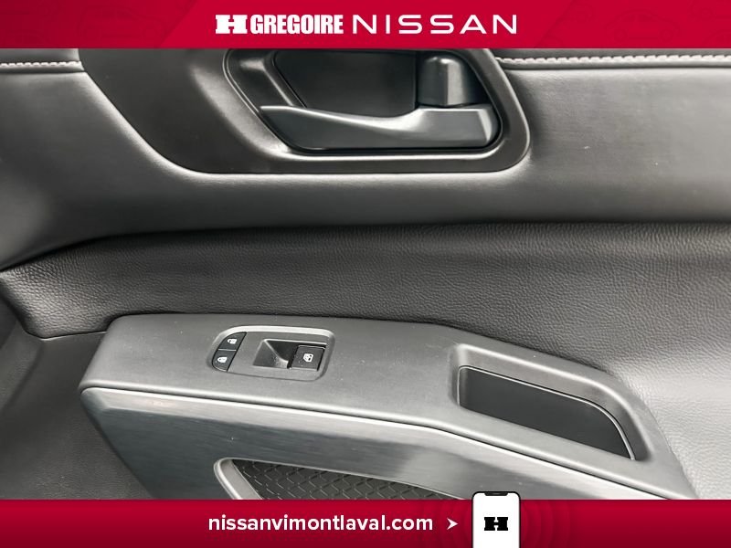 Nissan Pathfinder 2025 Blanc Laval - photo #16