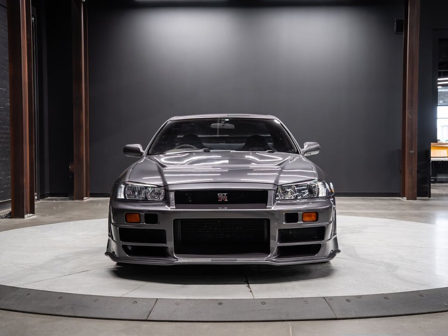 1991 Nissan Skyline GT-R 1991 gray